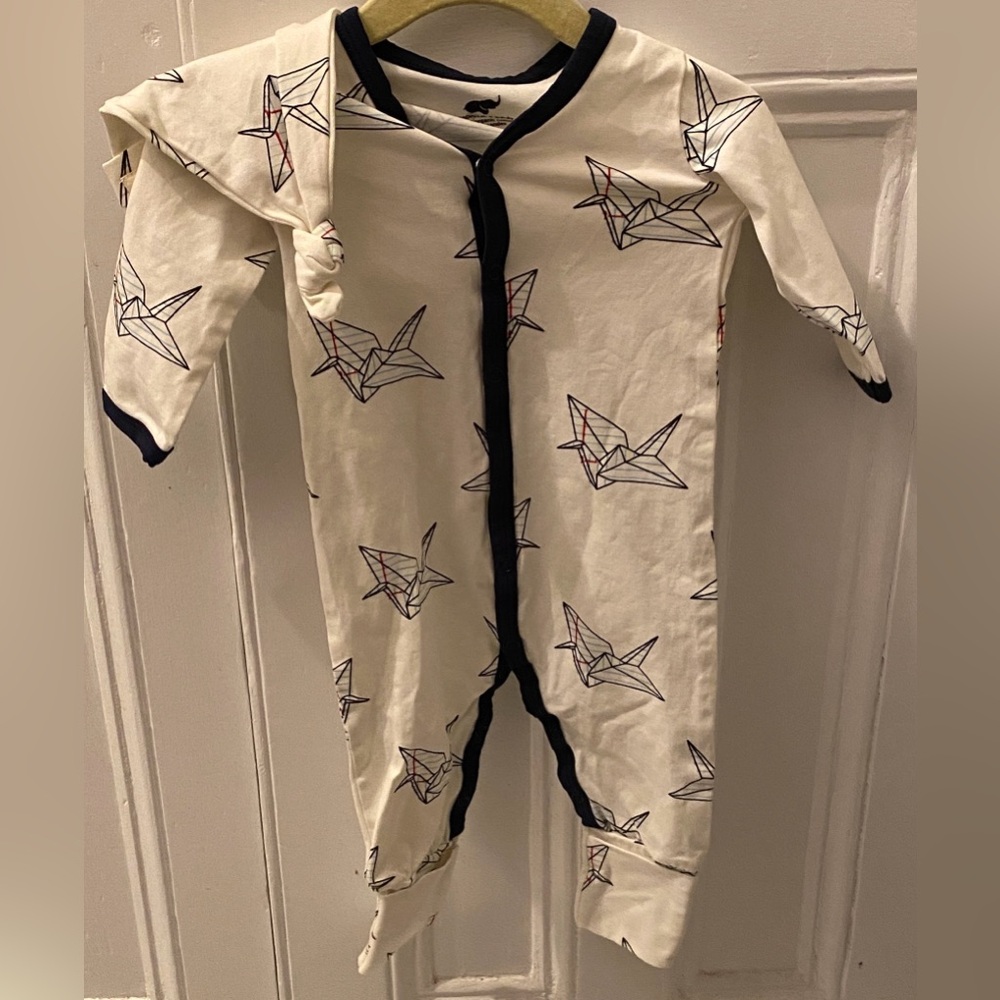 Monica + Andy Origami Patterned Kids Footie - Cream and Black + Hat